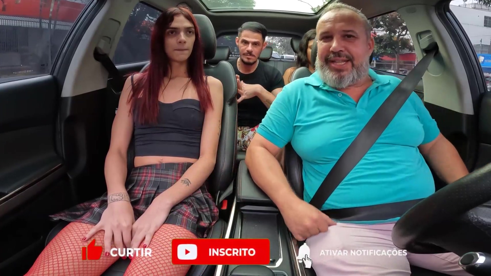 The doll enters the ride to give an interview and ends up giving ass 22 min with fanny menezes poster