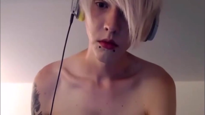 webcam cutie boy18 blond twink porn poster